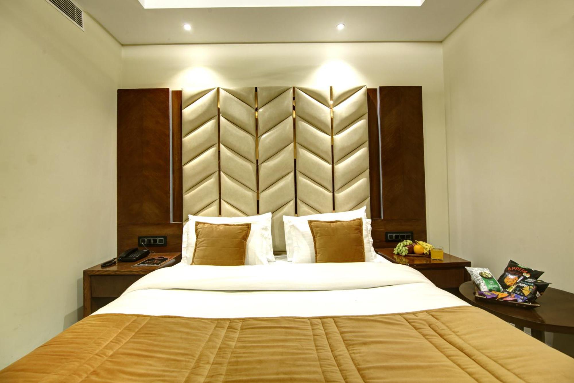 Hotel The Leena Interntional-traveller's Choice Winner 2025 4*