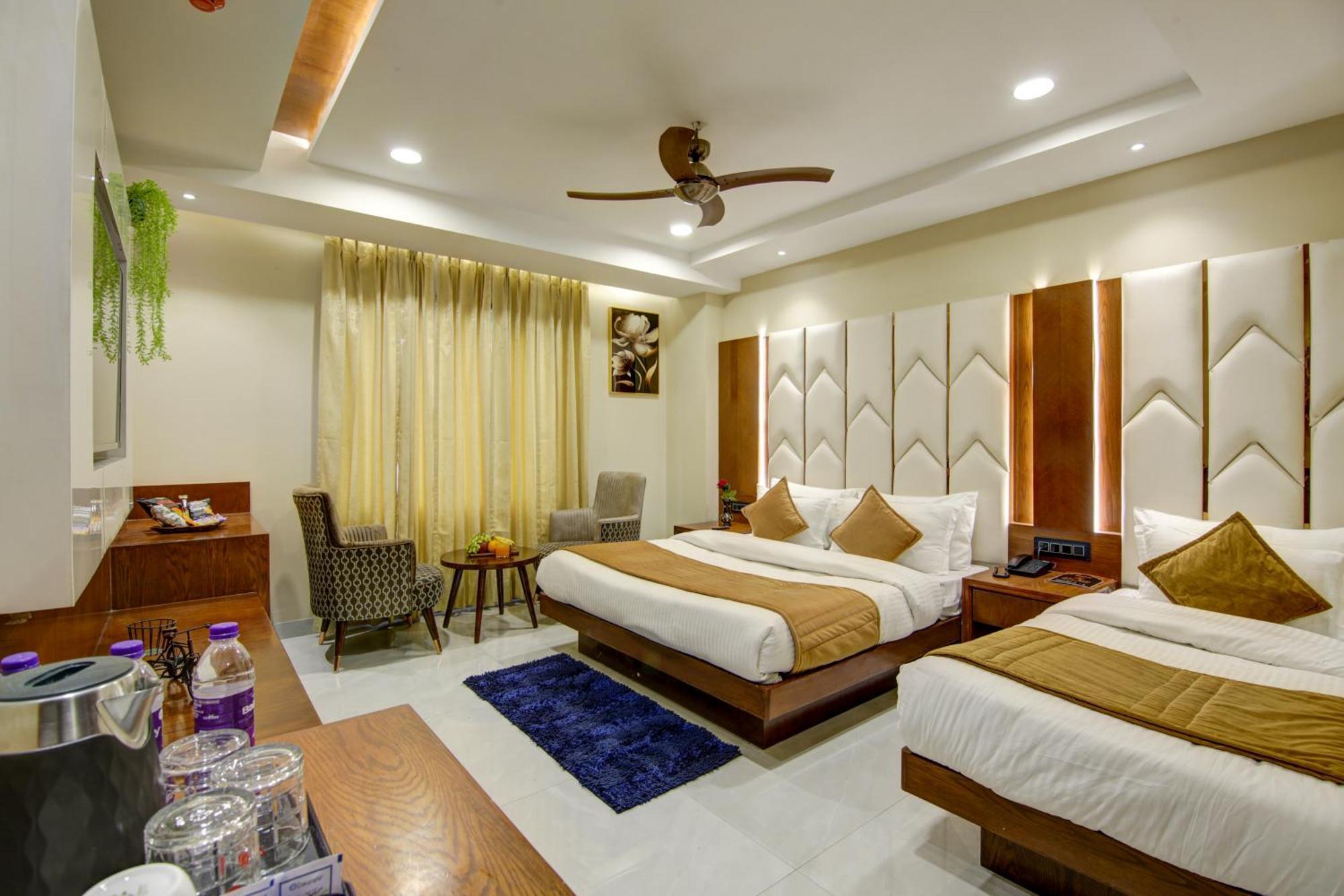 Hotel The Leena Interntional-traveller's Choice Winner 2025 New Delhi
