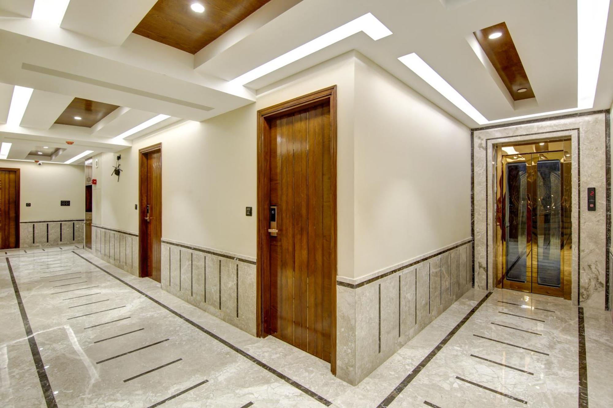 The Leena Interntional-traveller's Choice Winner 2025 Hotel New Delhi