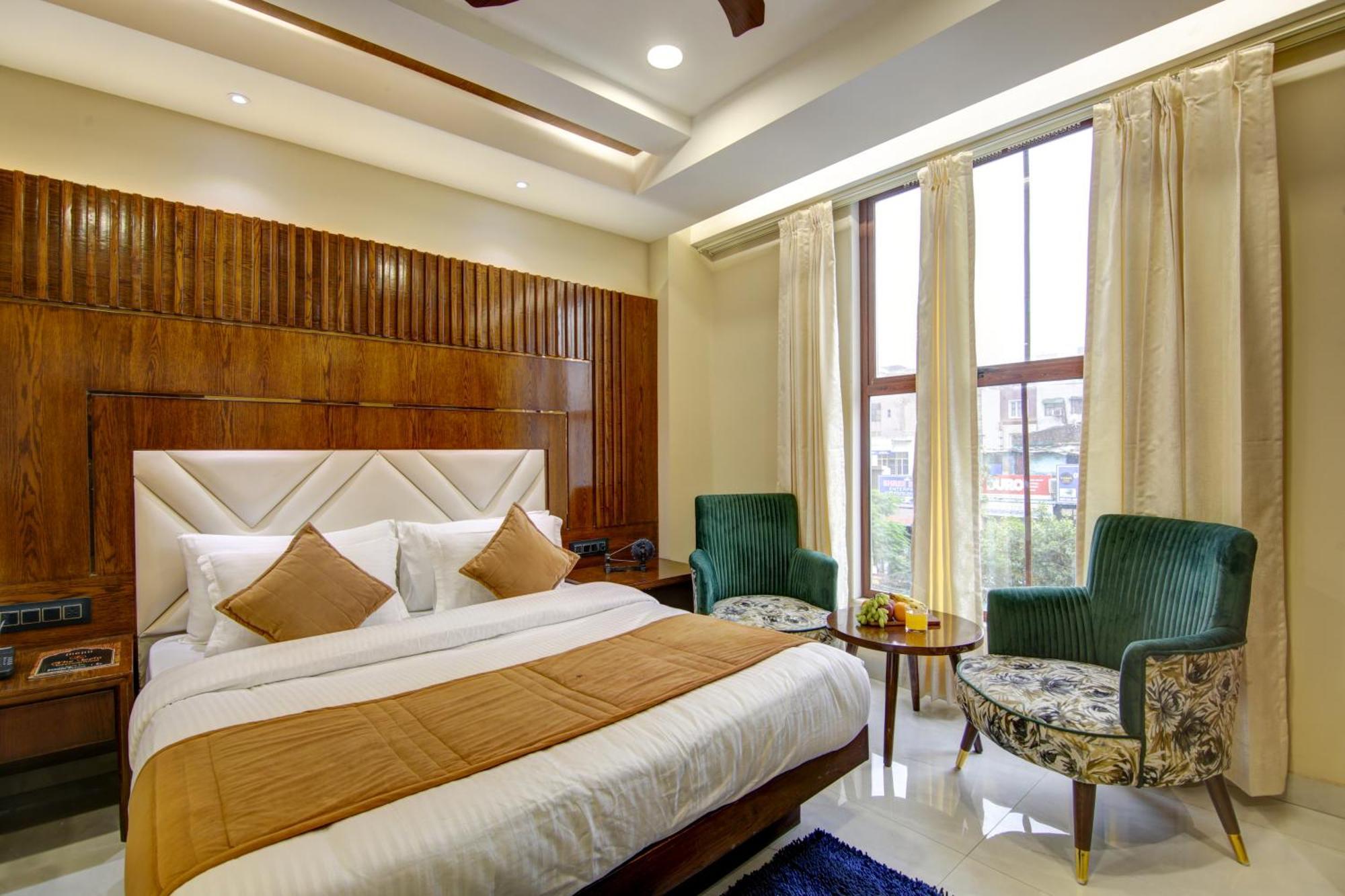 The Leena Interntional-traveller's Choice Winner 2025 Hotel 4*